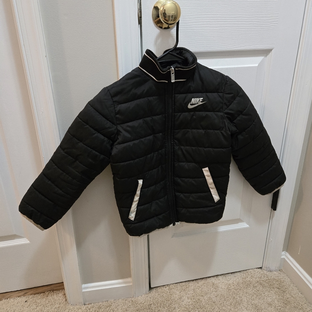 Nike kids size 5-6 years old
